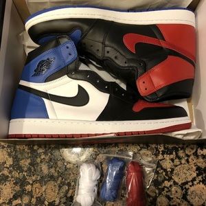 Air Jordan 1 Retro Top 3 size 9.5